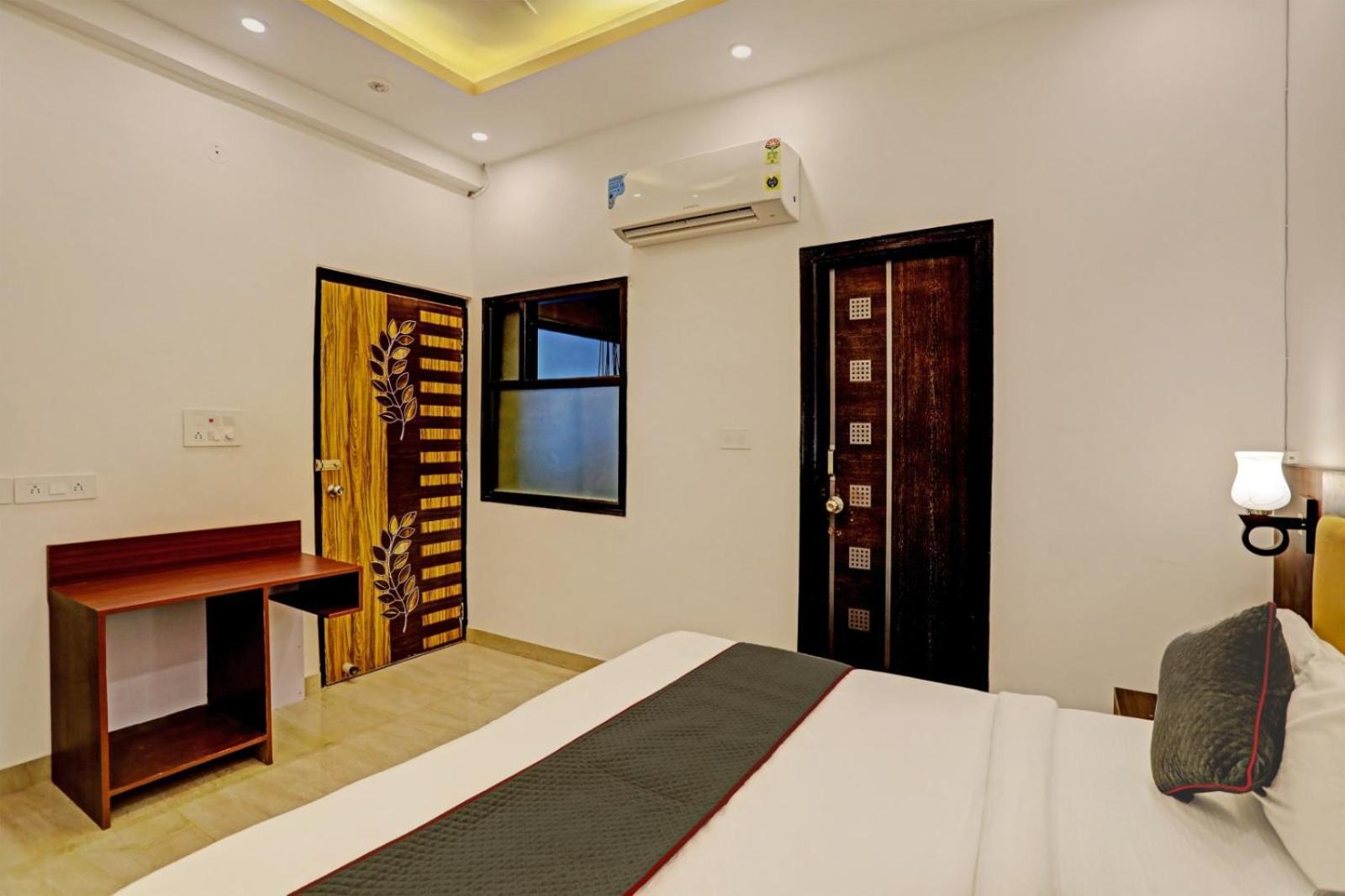 Hotel King Plaza Near Delhi Airport New Delhi Exterior photo